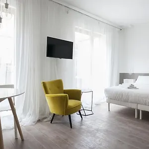 Italianway-poma Apartamento